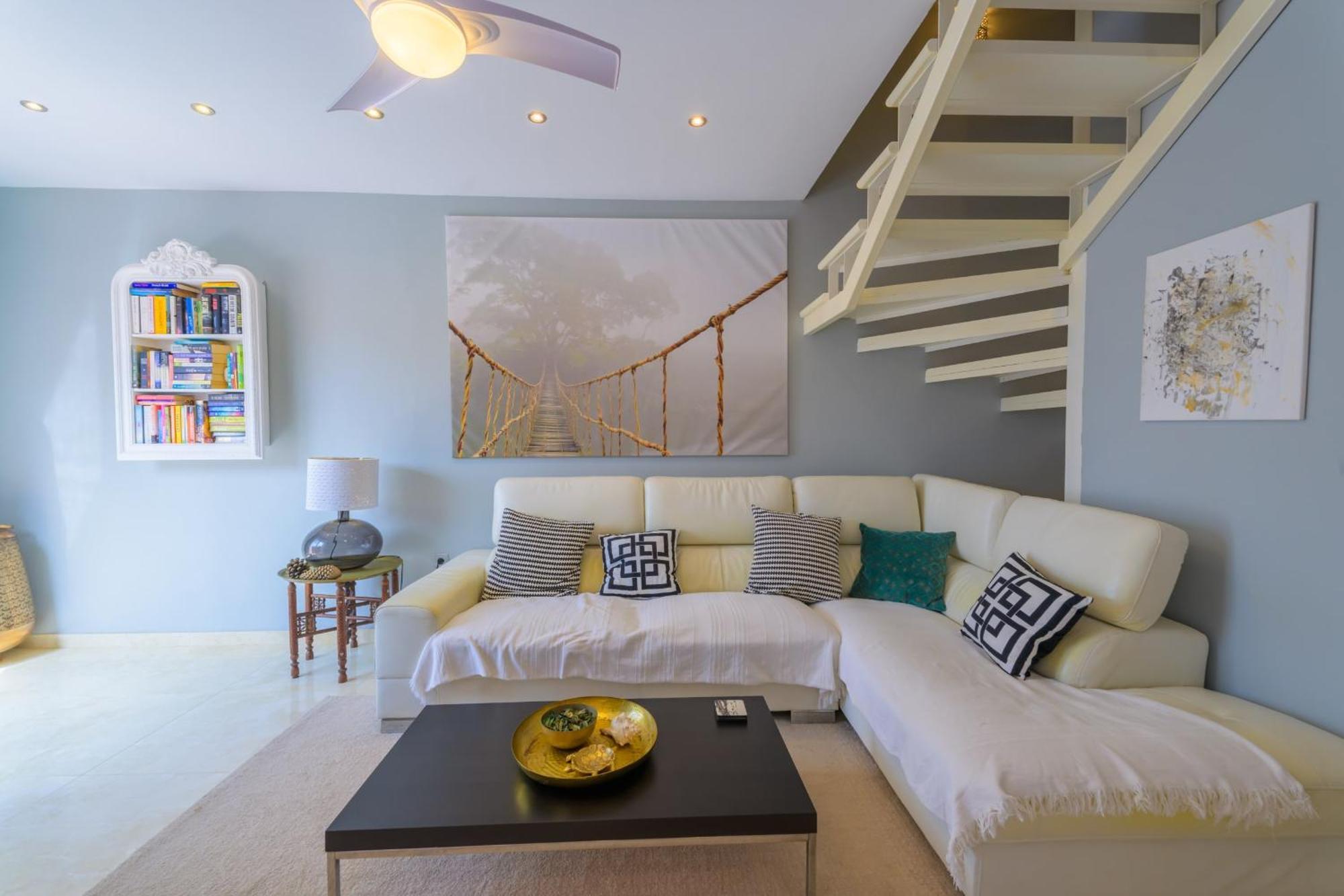 Beautiful Frontline Townhouse Vakantiehuis Marbella
