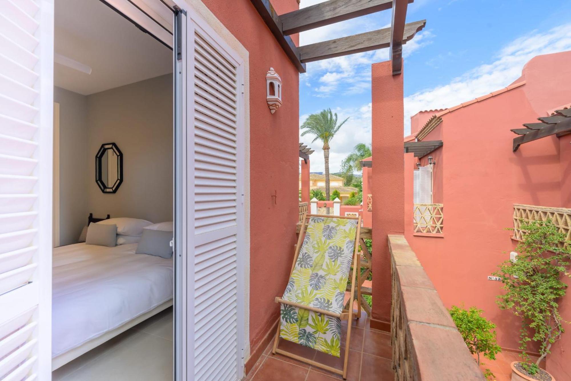 Vakantiehuis Beautiful Frontline Townhouse Marbella